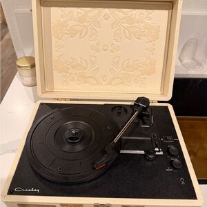 Crosley Black and Tan Vinyl Record Player